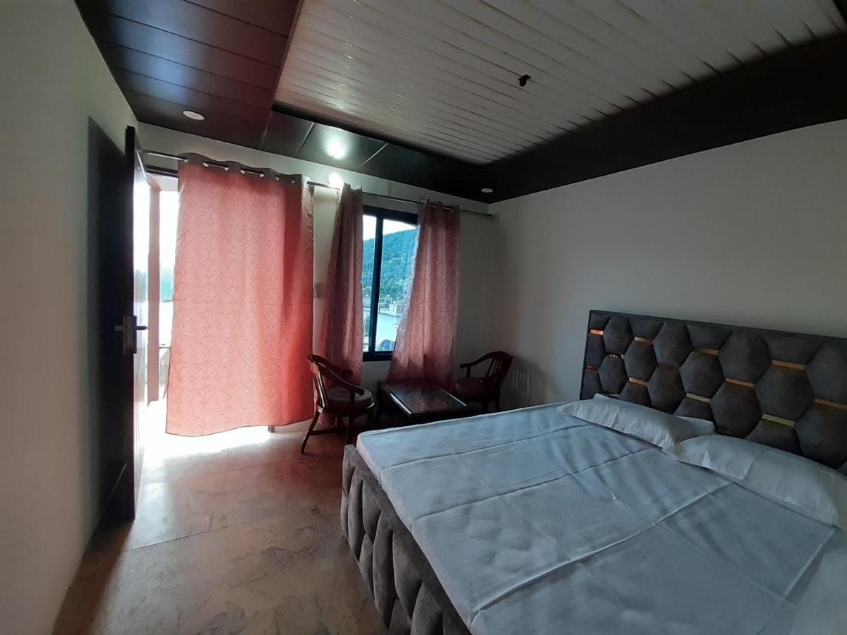 Lake Haven Resort, Sari, Chopta Buitenkant foto